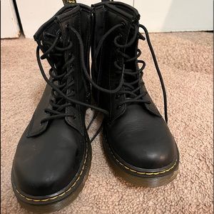 🖤 Dr. Martens Women’s Boots 🖤